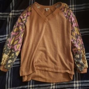 White Birch Orange and Pink V-Neck Sweater